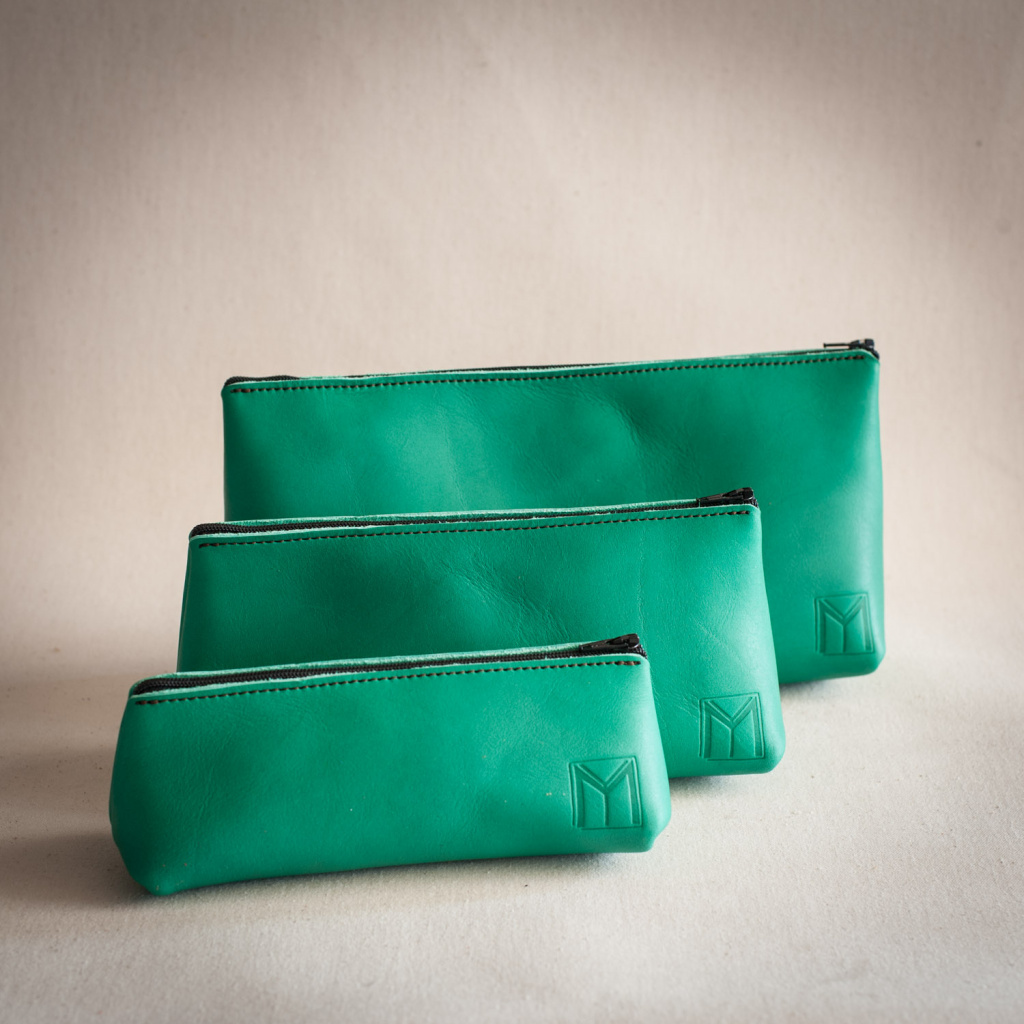 Trousse de voyage en cuir