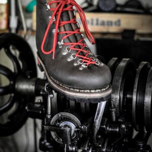 Chaussure N°3 vue de face, sur machine johnson