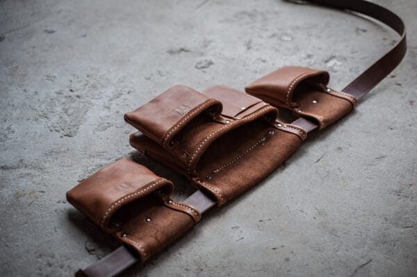 Sacoche charpentier artisanale cuir pleine fleur