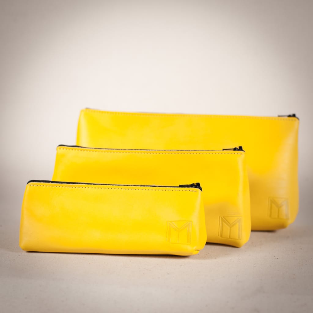 Trousse de voyage en cuir
